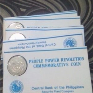 Philippines 1988 people power revolution 10 Piso commemorative coin price/coin